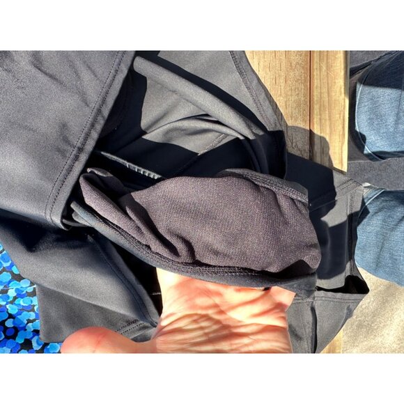 Trimshaper 1-Piece Bathing Suit Blue Black Sz 16 - Picture 8 of 9